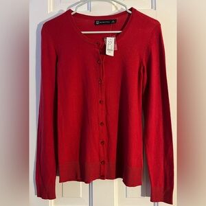 NWT NY & CO. Crimson(Red) Round Collar Cardigan with Red Buttons. Size: Small.